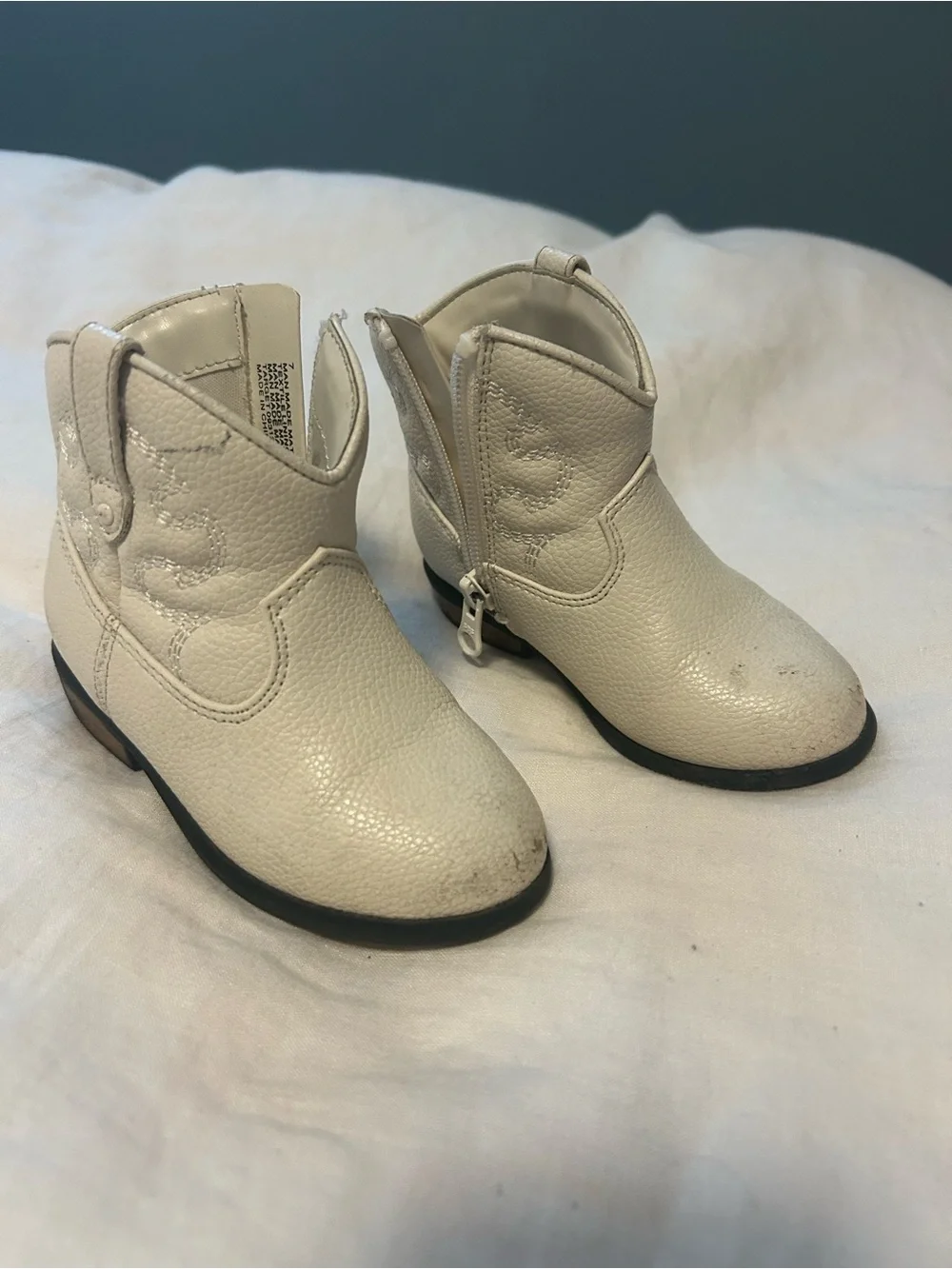 Cat & Jack Cream Western-Style Kids Ankle Boots